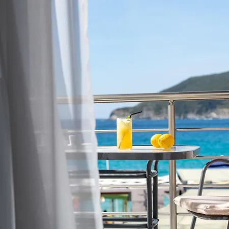 Ploumisti Sea View Апартаменты *